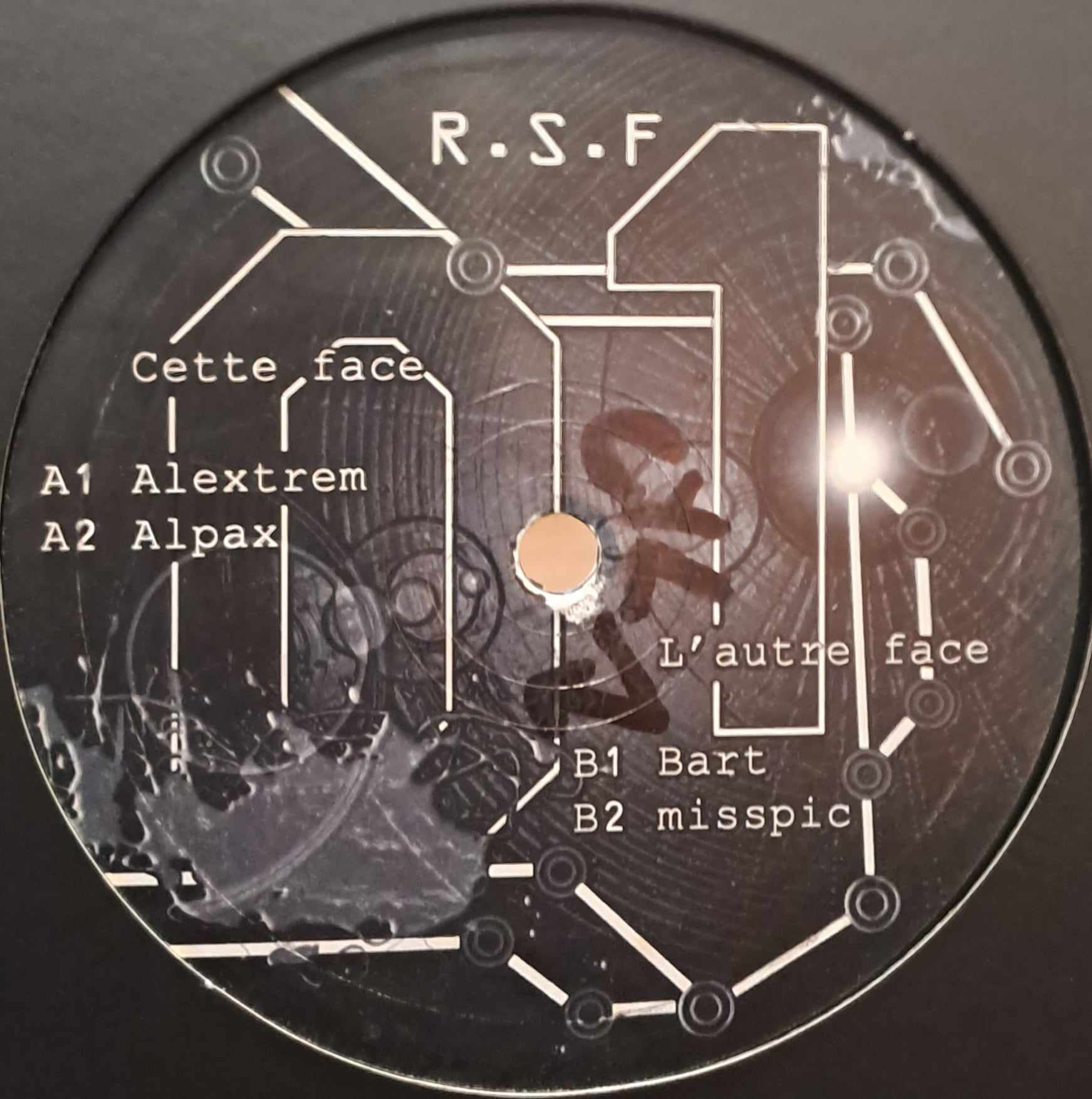 RSF 01 - vinyle freetekno